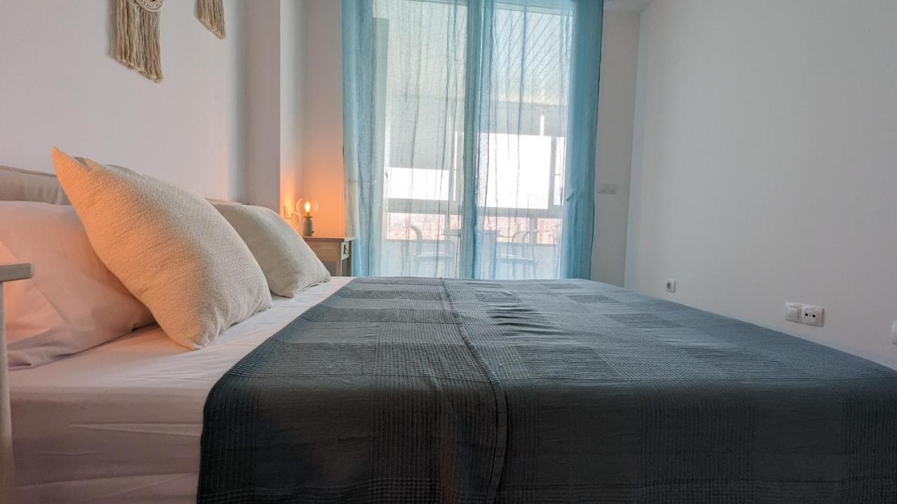 Gemelos Sea Front Apartment Benidorm Eksteriør billede